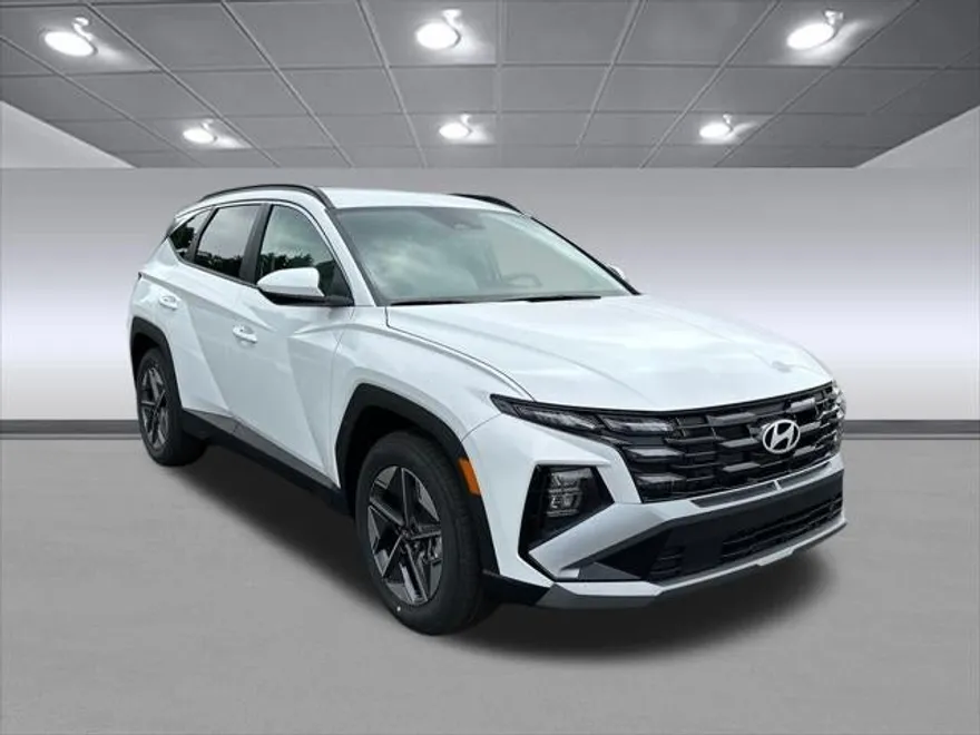 2025 Hyundai Tucson SEL photo 1
