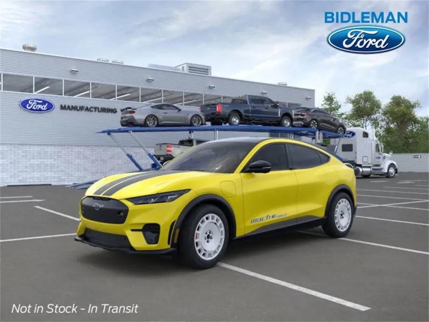 2025 Ford Mustang Mach-E GT photo 1