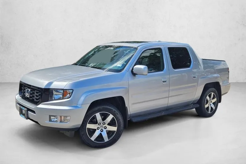 2014 Honda Ridgeline SE photo 1
