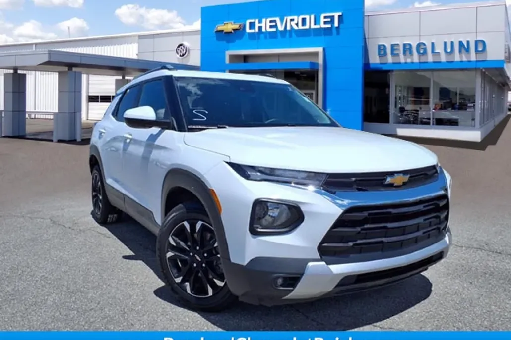 2023 Chevrolet Trailblazer LT photo 1