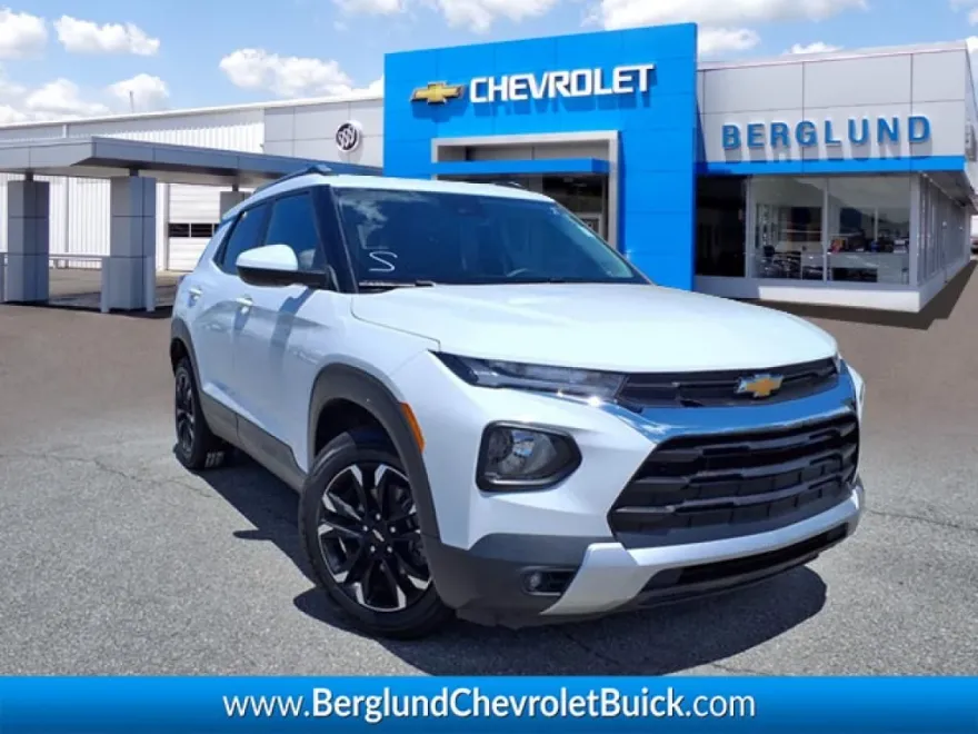 2023 Chevrolet Trailblazer LT photo 1
