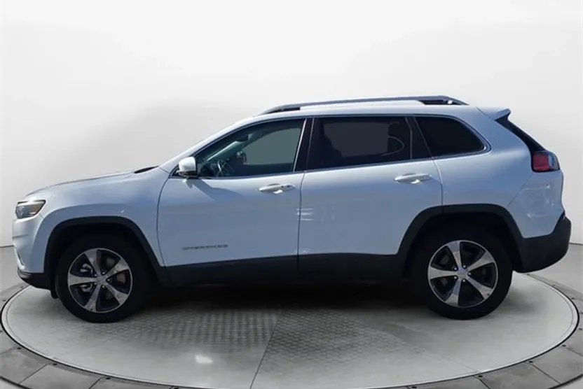 2019 Jeep Cherokee Limited photo 1