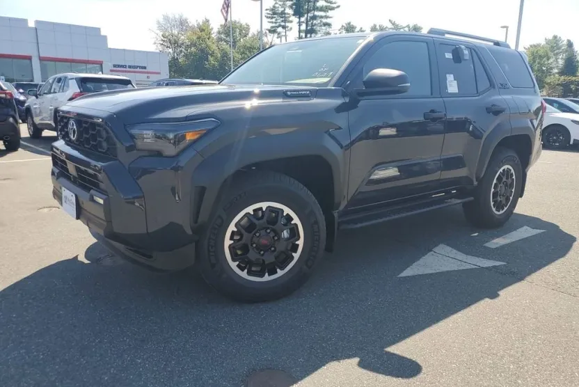 2025 Toyota 4Runner TRD Off-Road photo 1
