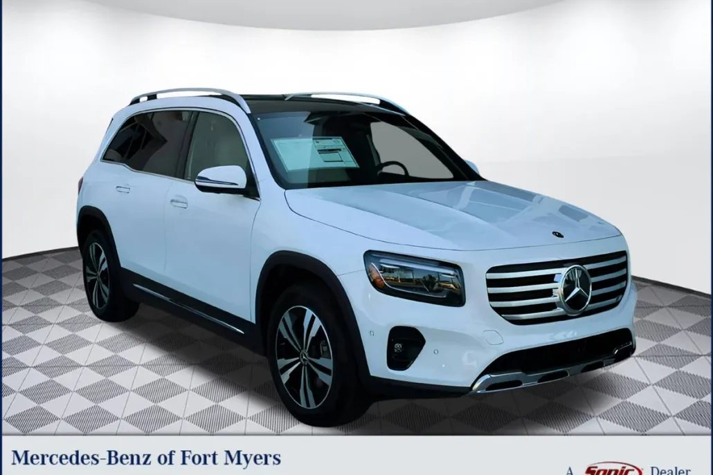 2025 Mercedes Benz GLB 250 photo 1