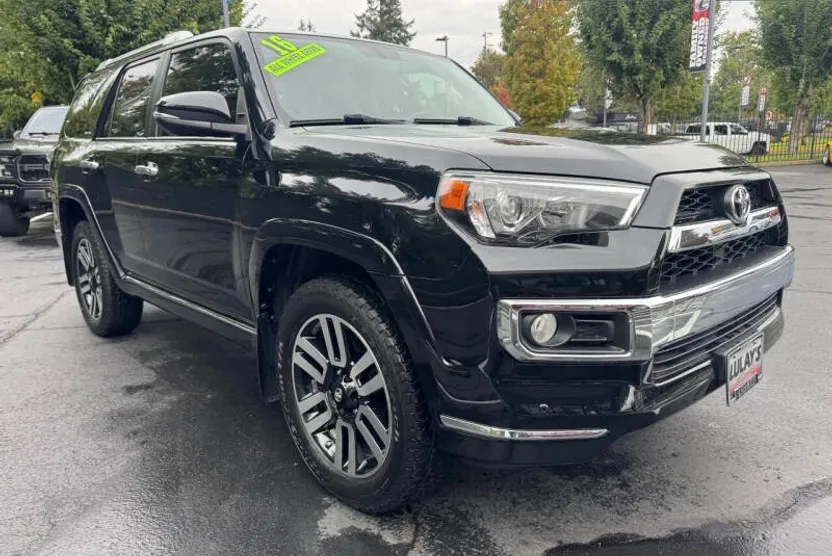 2016 Toyota 4Runner Limited photo 1