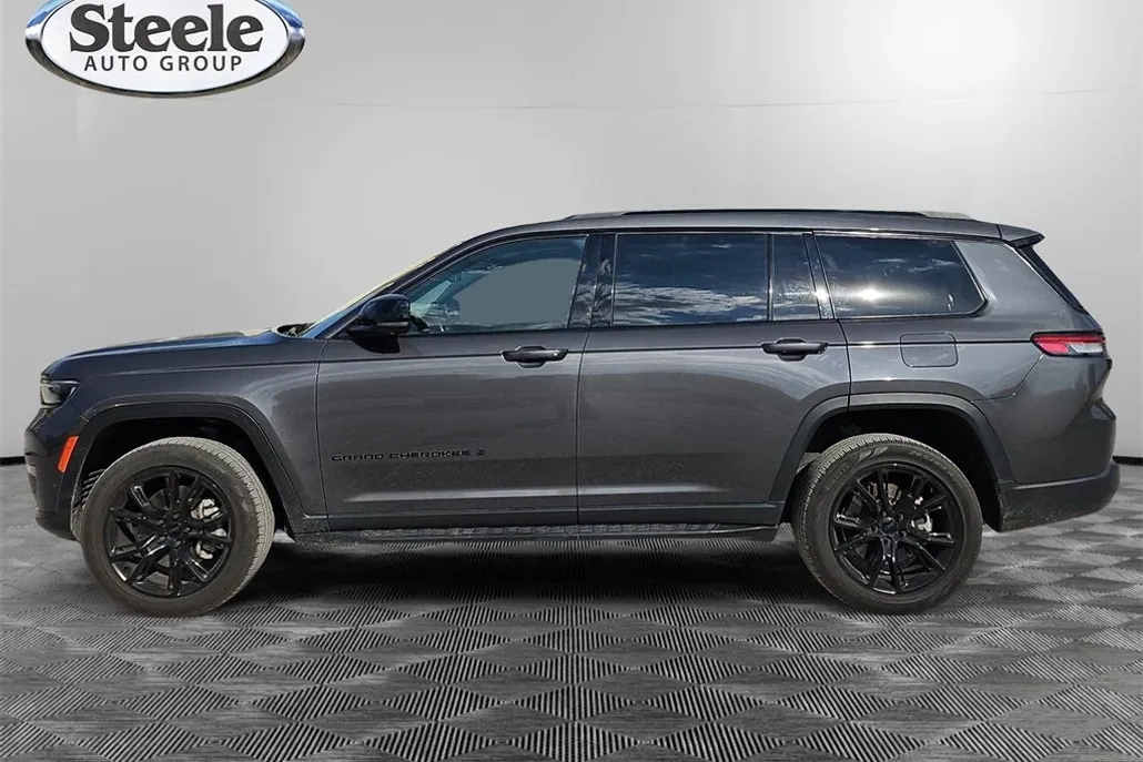 2022 Jeep Grand Cherokee Limited photo 1