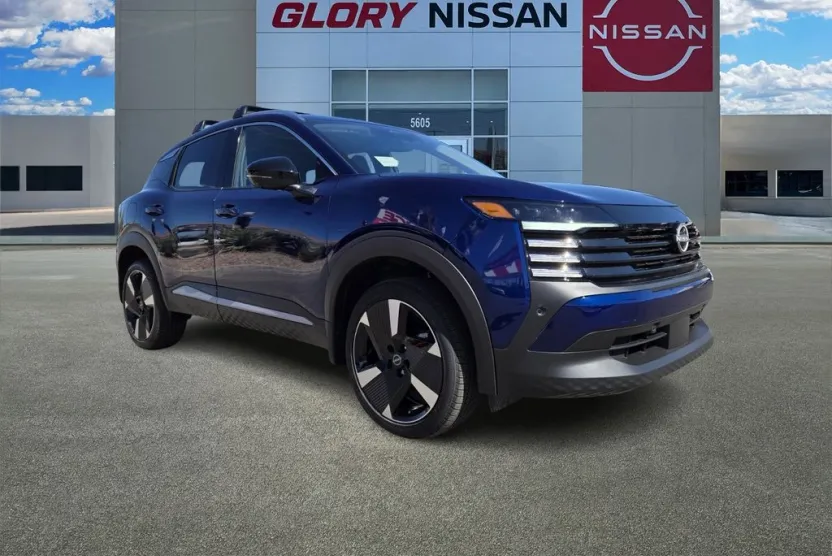 2026 Nissan Kicks SR photo 1