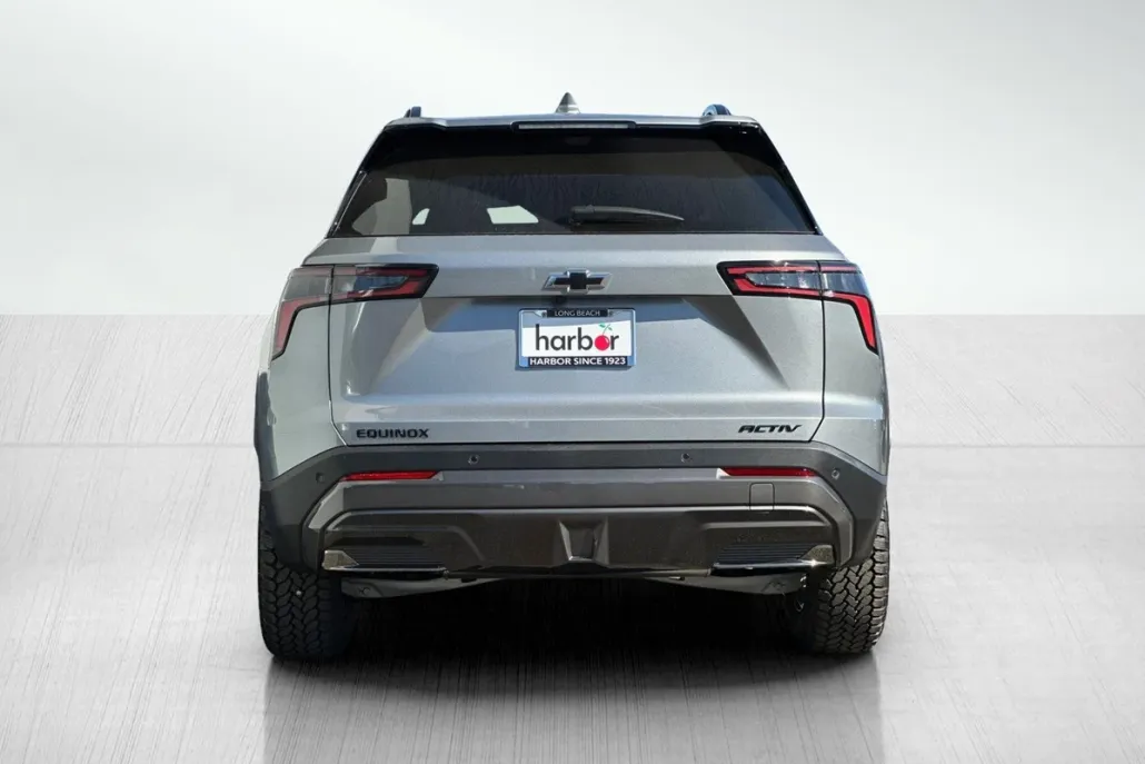 2025 Chevrolet Equinox ACTIV photo 1