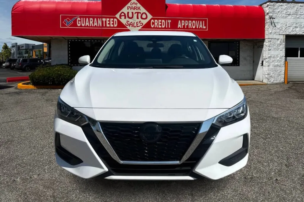 2022 Nissan Sentra SV photo 1