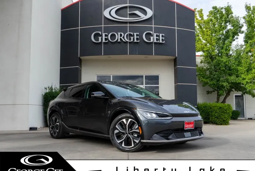 2022 Kia EV6 Wind photo 1