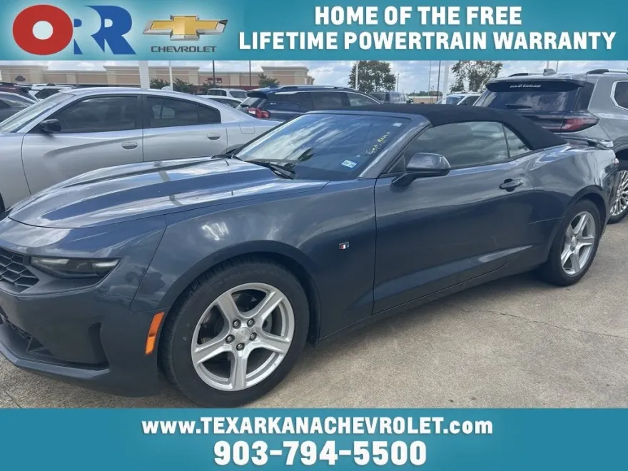 2023 Chevrolet Camaro 1LT photo 1