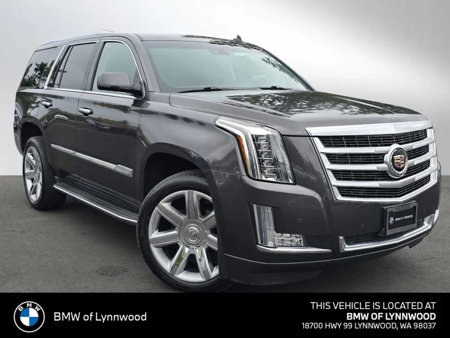 2015 Cadillac Escalade Luxury photo 1