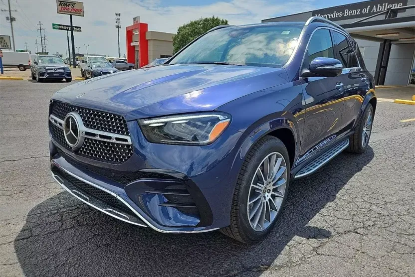 2025 Mercedes Benz GLE 350 4MATIC photo 1