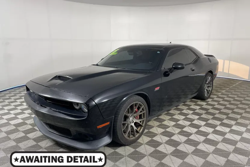 2015 Dodge Challenger SRT8 392 photo 1