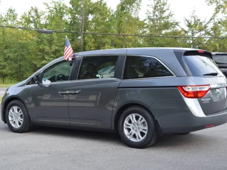 2013 Honda Odyssey EX-L photo 1