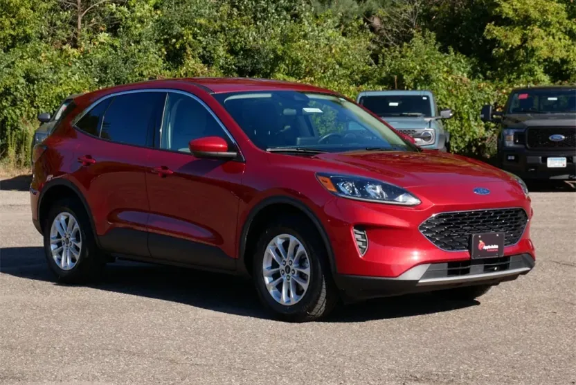 2020 Ford Escape SE photo 1