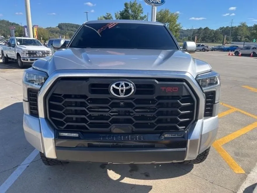 2022 Toyota Tundra Limited photo 1