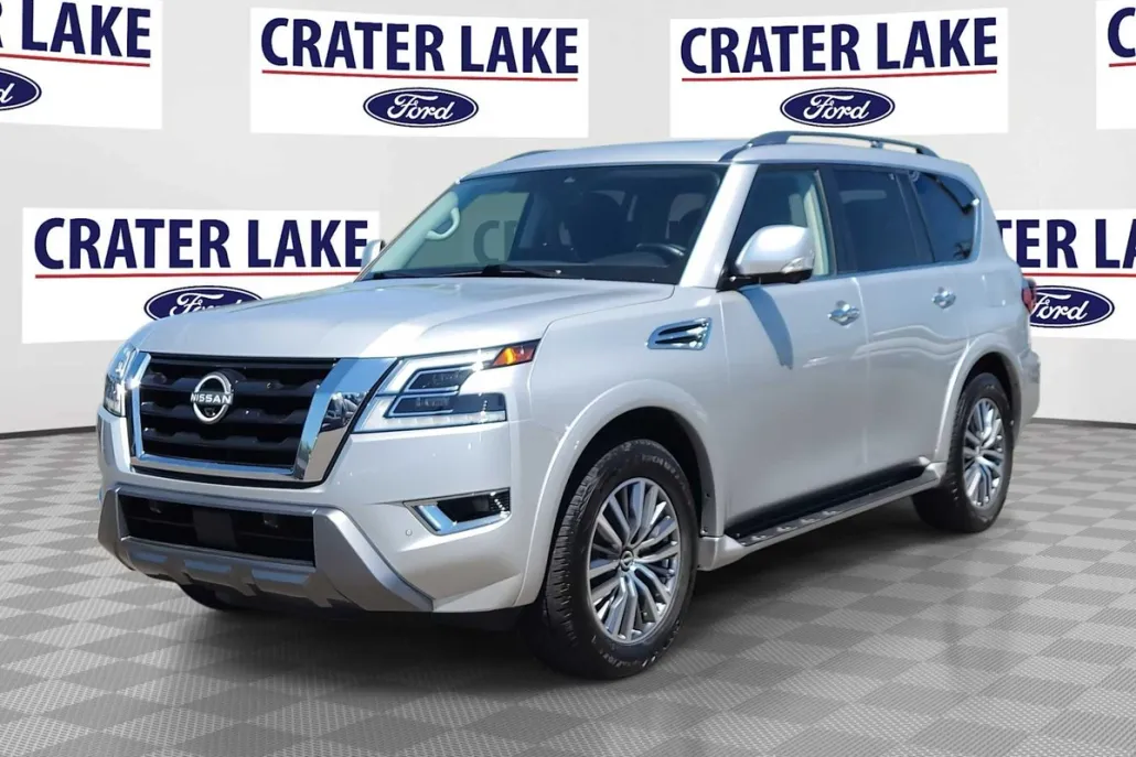 2023 Nissan Armada SL photo 1