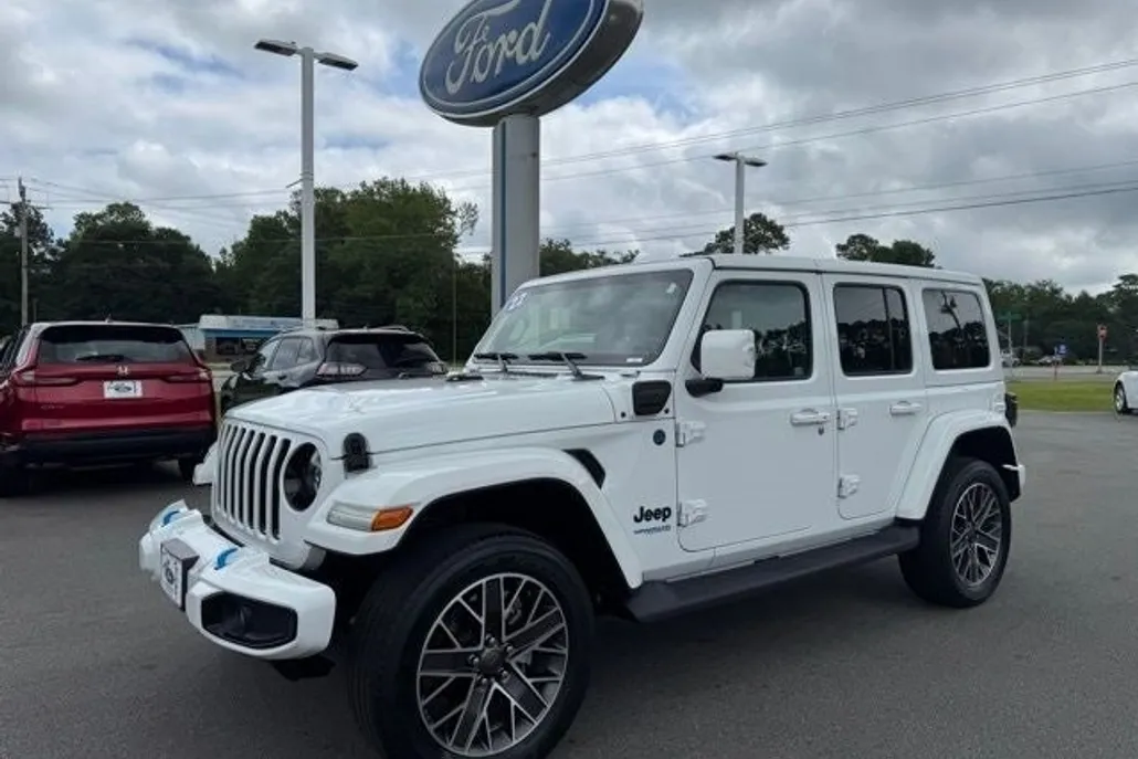 2022 Jeep Wrangler Unlimited Sahara High Altitude 4xe photo 1
