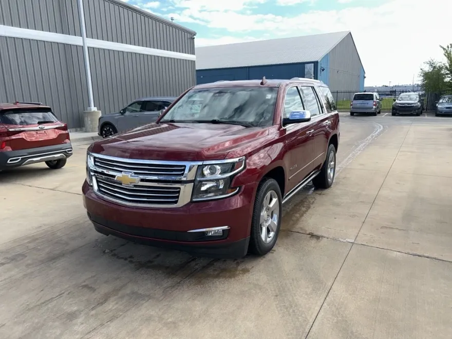 2017 Chevrolet Tahoe Premier photo 1