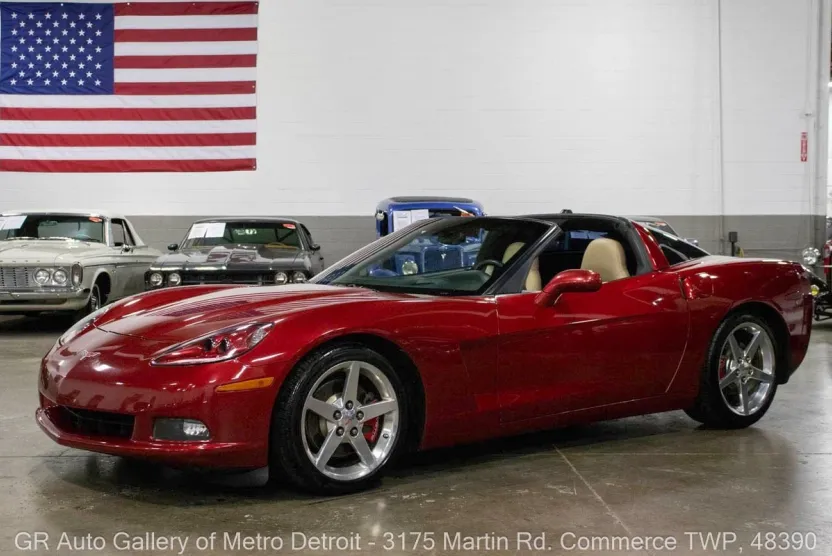 2005 Chevrolet Corvette photo 1