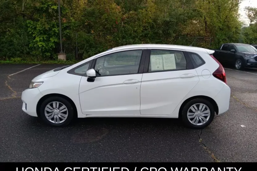 2017 Honda Fit LX photo 1