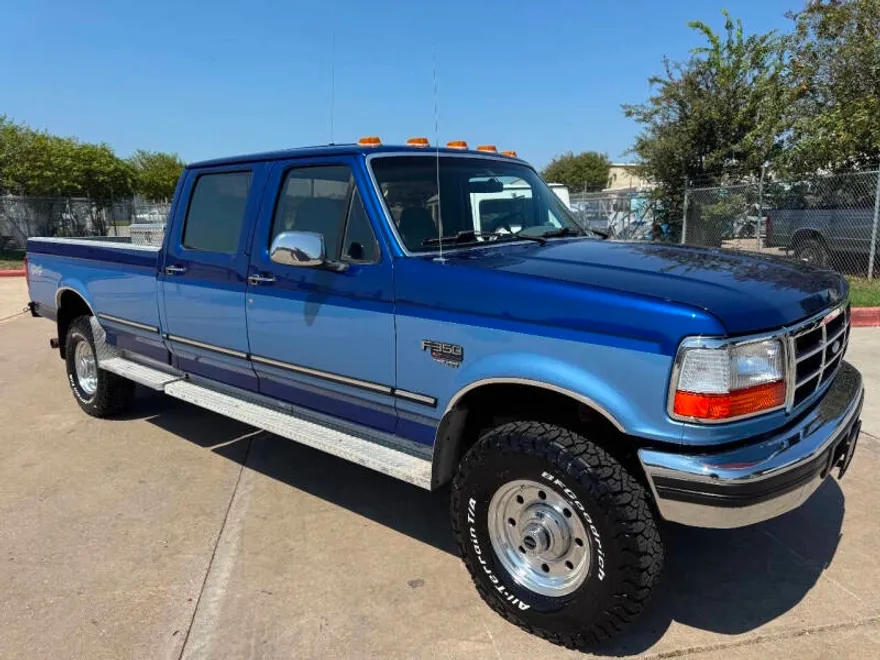 1997 Ford F-350 XLT photo 1
