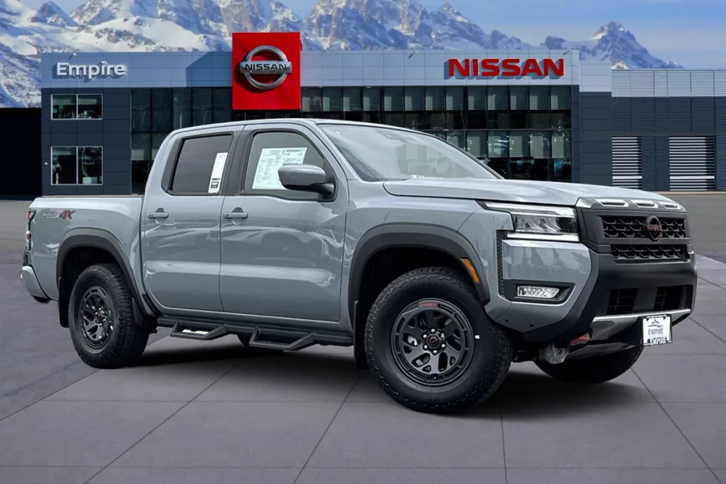 2025 Nissan Frontier PRO-4X photo 1