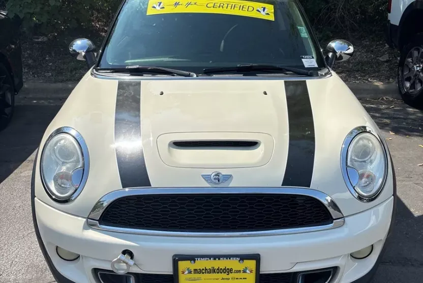 2013 Mini Cooper 2 Door Hardtop S photo 1