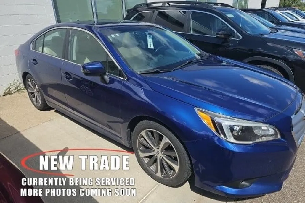 2016 Subaru Legacy 2.5i Limited photo 1