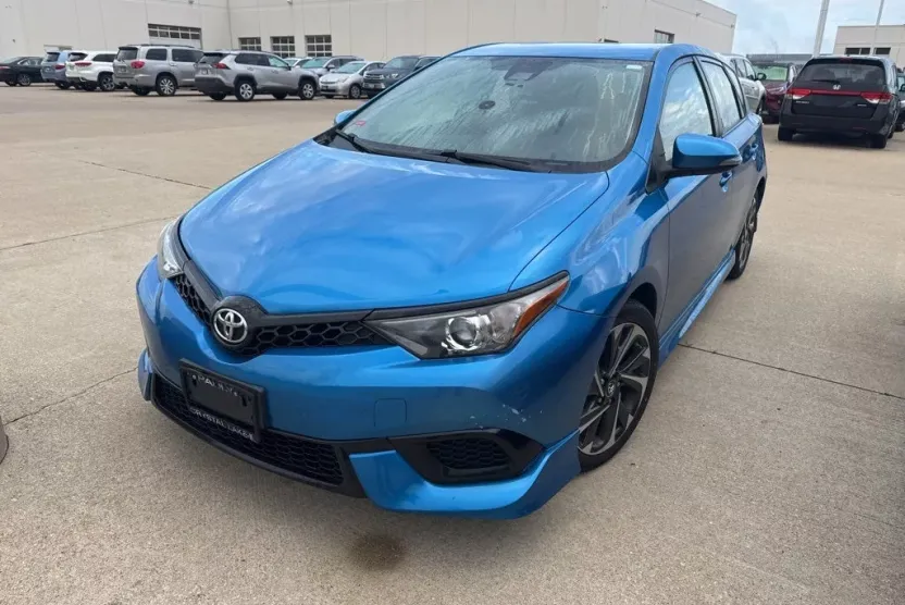 2018 Toyota Corolla iM Base photo 1