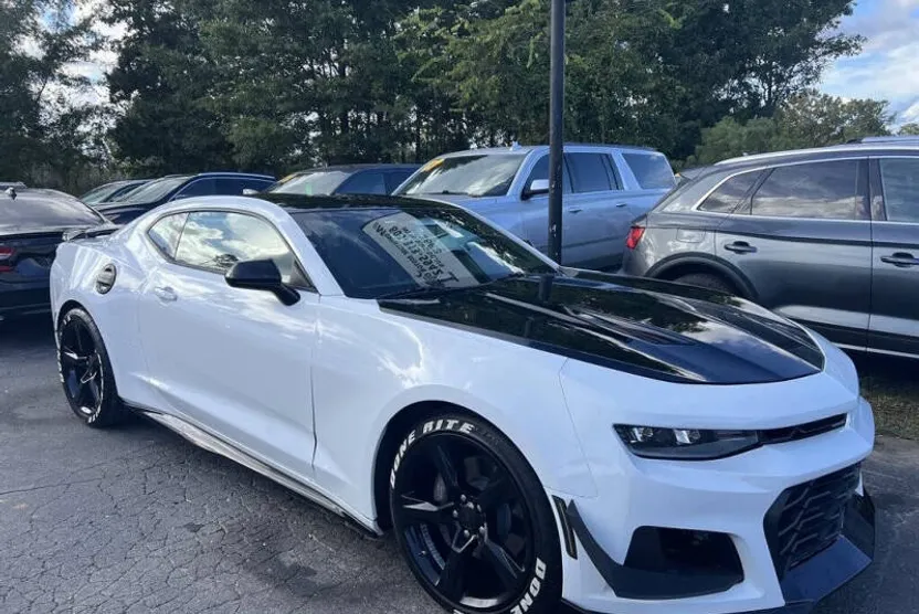 2017 Chevrolet Camaro Coupe 1SS photo 1