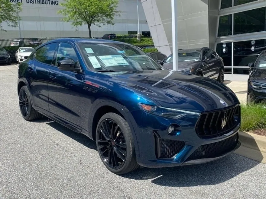 2024 Maserati Levante Trofeo photo 1