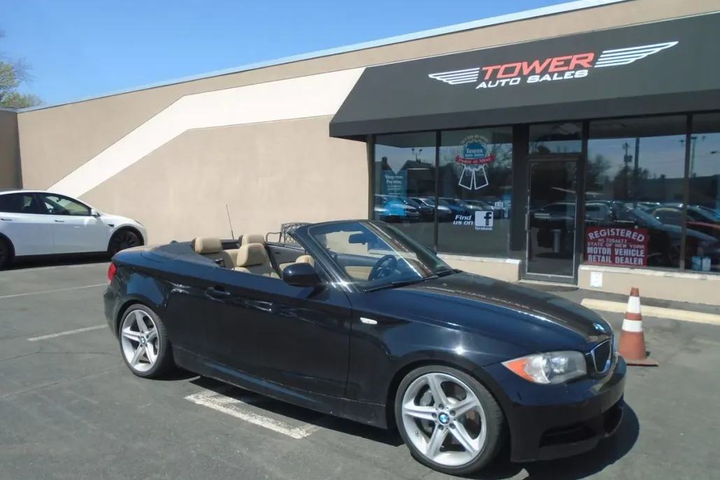 2011 Bmw 135i 1-Series photo 1