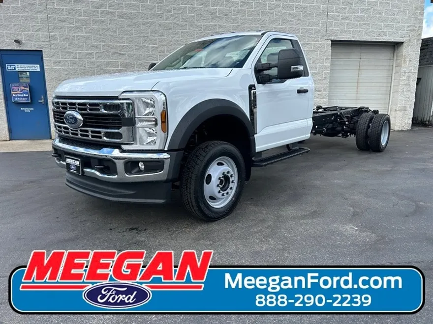 2025 Ford F-450 XL photo 1