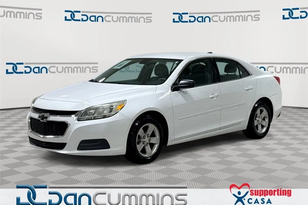 2015 Chevrolet Malibu LS photo 1