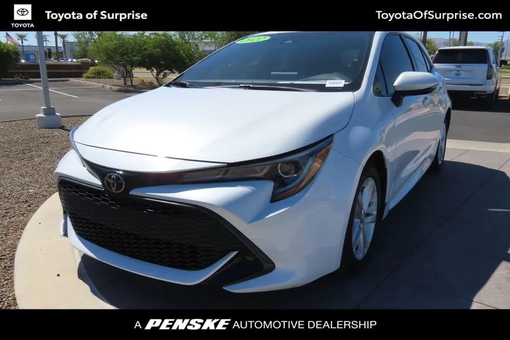 2022 Toyota Corolla SE photo 1