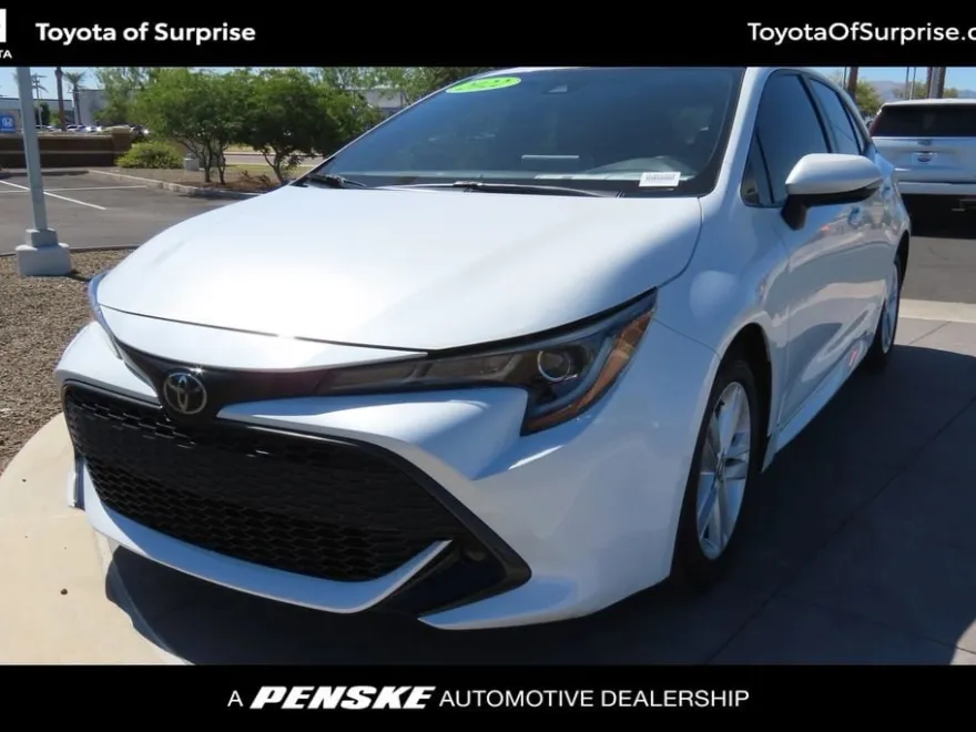 2022 Toyota Corolla SE photo 1