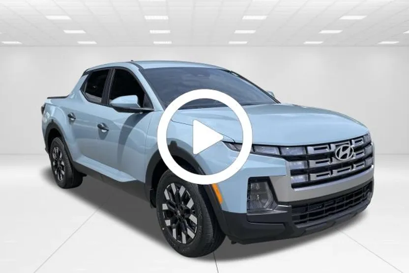 2025 Hyundai Santa Cruz SE photo 1