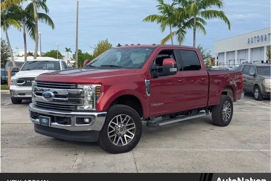 2019 Ford F-250 Lariat photo 1