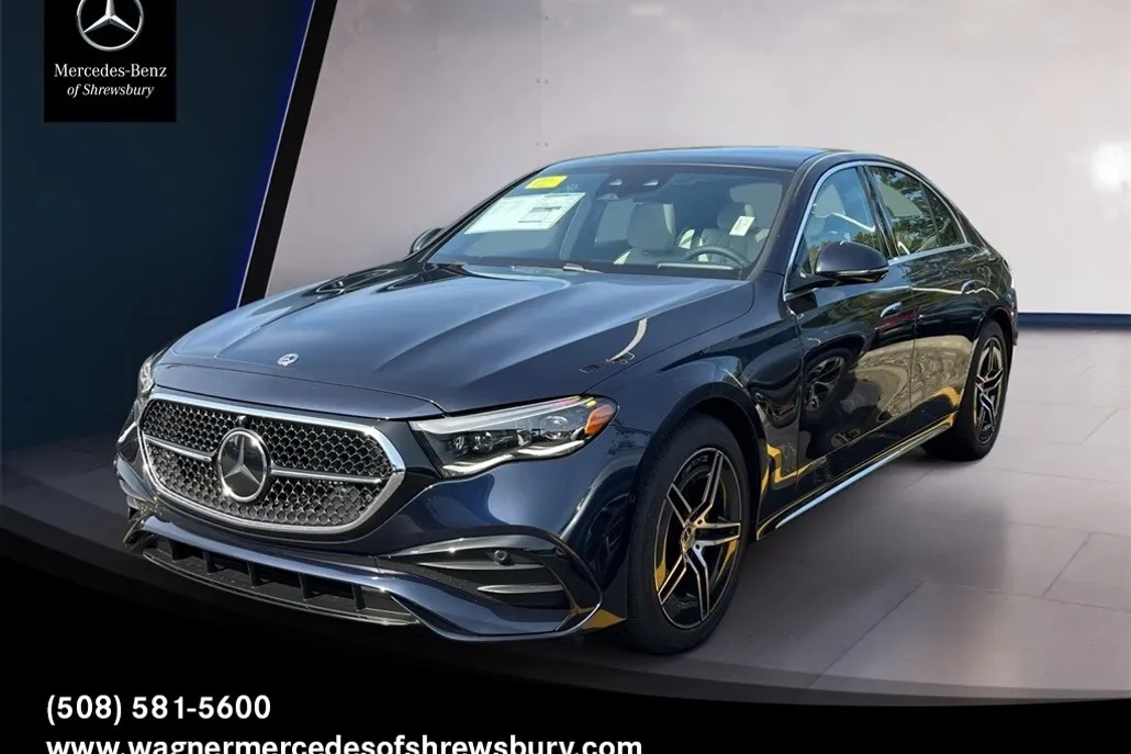 2026 Mercedes Benz E 4MATIC photo 1