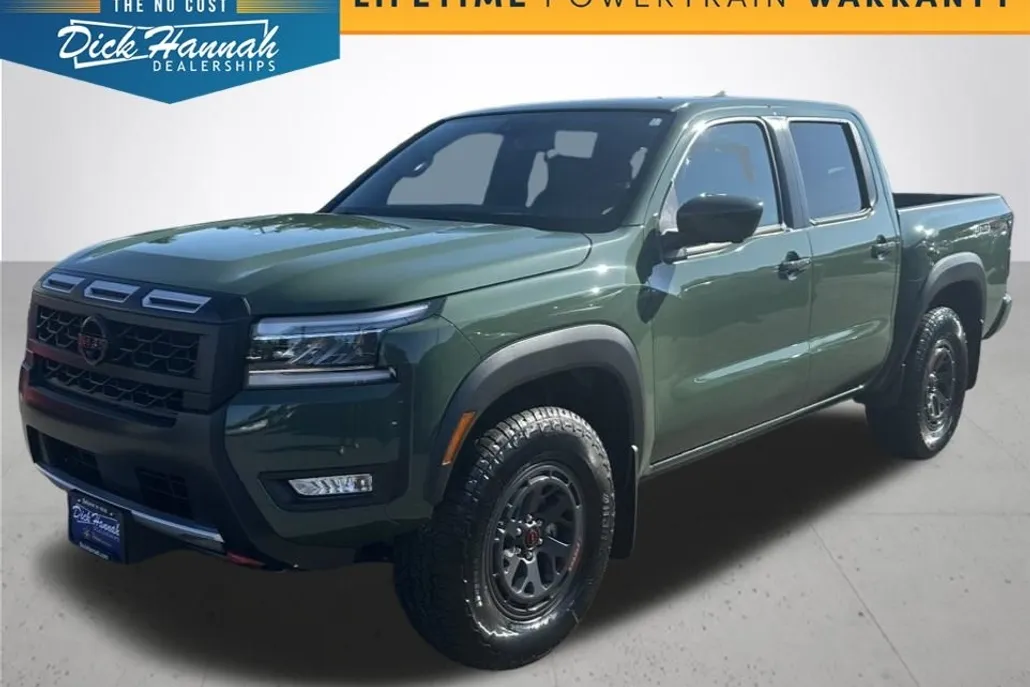 2025 Nissan Frontier PRO-4X photo 1