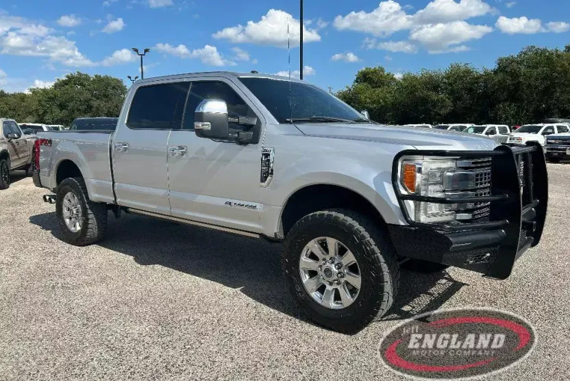 2017 Ford F-250 photo 1
