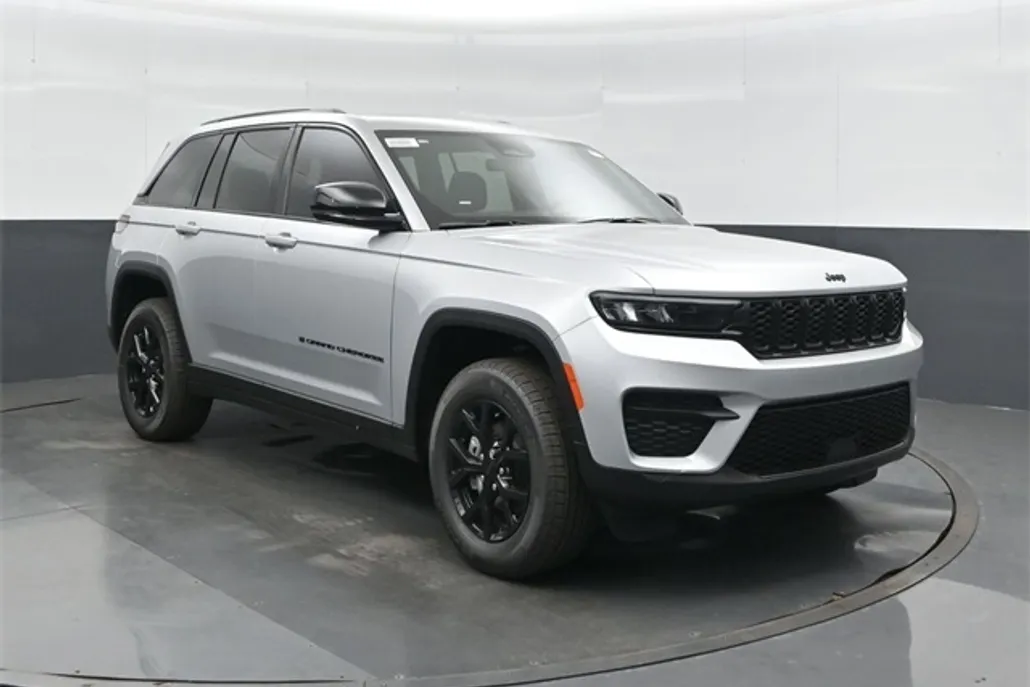 2025 Jeep Grand Cherokee Altitude X photo 1
