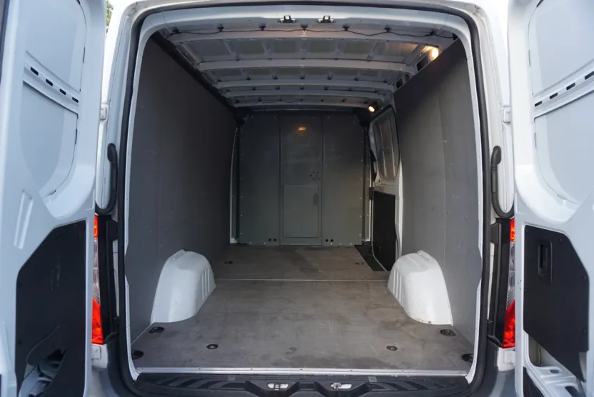 2021 Mercedes Benz Sprinter Cargo Van 144 WB photo 1