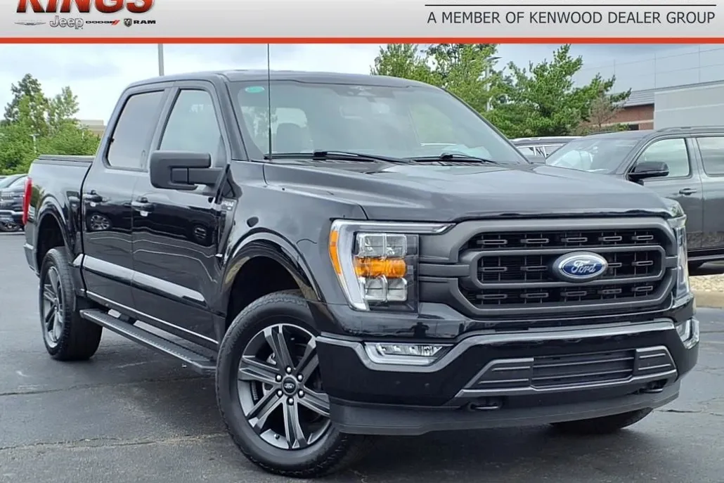 2023 Ford F-150 XLT photo 1