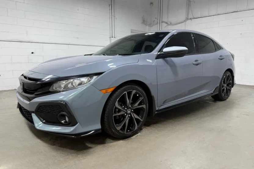 2019 Honda Civic Hatchback Sport photo 1