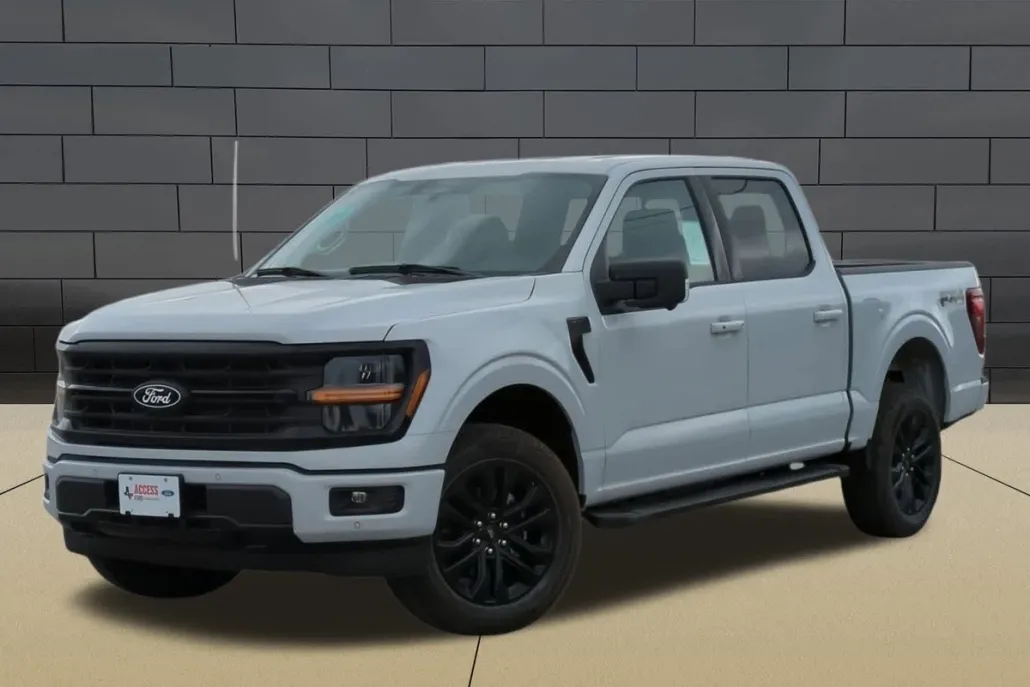2025 Ford F-150 XLT photo 1