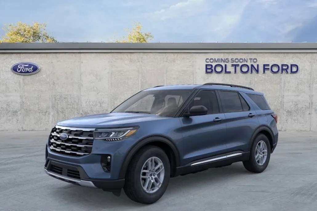 2025 Ford Explorer photo 1