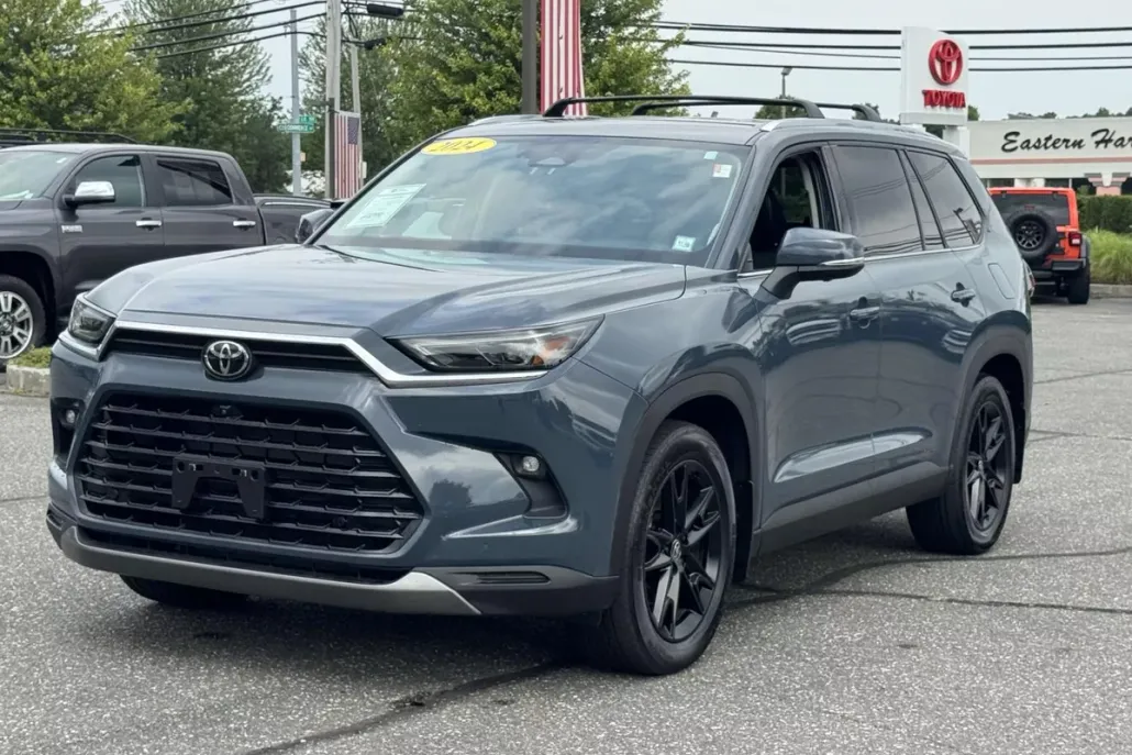 2024 Toyota Grand Highlander Limited AWD photo 1
